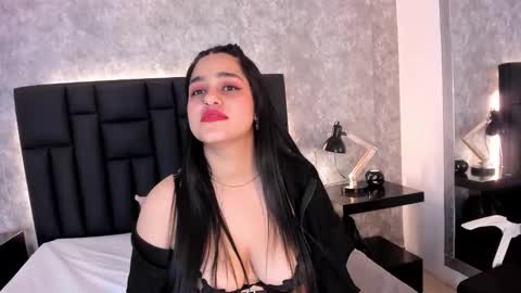 Snapshot of crystaldarliing chatting on 09/16/25, 04:30 Crystal online show from 09/16/25, 04:30