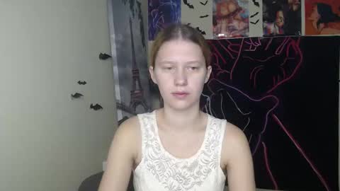 Snapshot of crystalgirl__ chatting on 11/29/25, 07:00 Stella online show from 11/29/25, 07:00