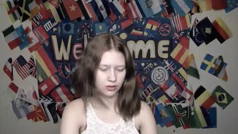 Snapshot of crystalgirl__ chatting on 12/03/25, 07:27 Stella online show from 12/03/25, 07:27