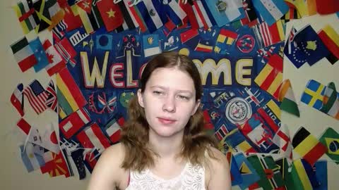 Snapshot of crystalgirl__ chatting on 12/14/25, 07:36 Stella online show from 12/14/25, 07:36