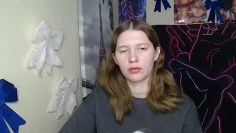 Snapshot of crystalgirl__ chatting on 01/14/26, 01:17 Stella online show from 01/14/26, 01:17