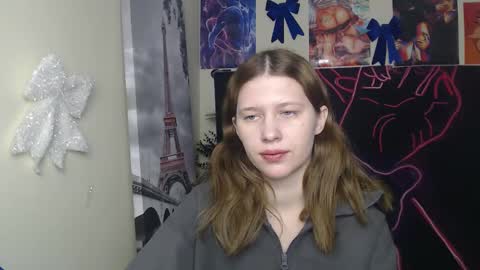 Snapshot of crystalgirl__ chatting on 01/18/26, 01:15 Stella online show from 01/18/26, 01:15