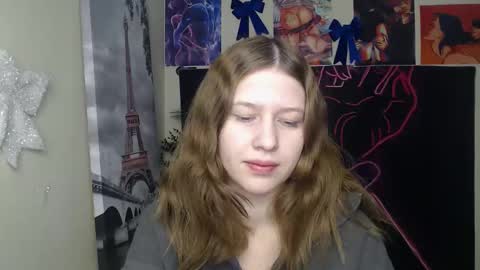 Snapshot of crystalgirl__ chatting on 01/19/26, 01:15 Stella online show from 01/19/26, 01:15