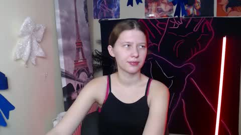 Snapshot of crystalgirl__ chatting on 02/07/26, 01:15 Stella online show from 02/07/26, 01:15