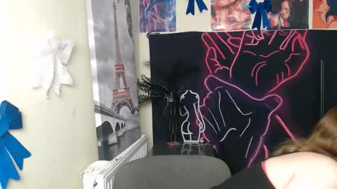 Snapshot of crystalgirl__ chatting on 02/08/26, 01:14 Stella online show from 02/08/26, 01:14