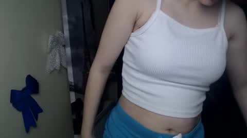 Snapshot of crystalgirl__ chatting on 02/24/26, 07:17 Stella online show from 02/24/26, 07:17