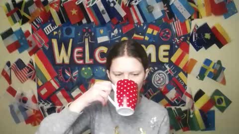 Snapshot of crystalgirl__ chatting on 02/25/26, 07:51 Stella online show from 02/25/26, 07:51