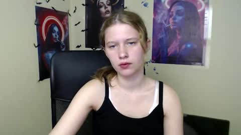 Stella online show from 04/10/26, 06:34