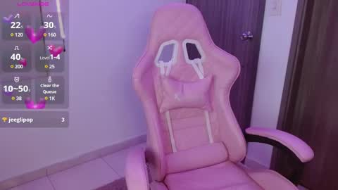 Olivia  online show from 02/17/25, 11:42