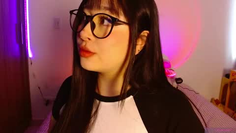 Olivia  online show from 04/22/26, 12:18