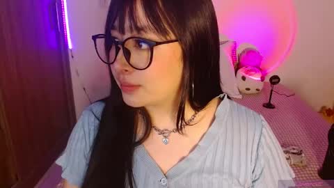 Snapshot of crystalitesq chatting on 05/25/26, 02:17 Olivia online show from 05/25/26, 02:17