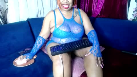 Snapshot of crystaljes chatting on 06/17/26, 06:53 crystaljes online show from 06/17/26, 06:53