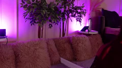 crystallred online show from 01/14/26, 05:46