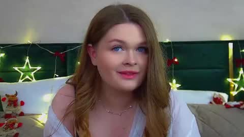 Snapshot of crystallyons chatting on 12/01/25, 06:24 Crystal online show from 12/01/25, 06:24