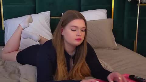 Crystal online show from 02/03/26, 02:53