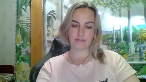 Julianna online show from 04/01/26, 02:14