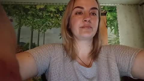 Julianna online show from 04/03/26, 07:50