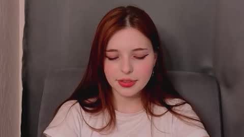 Snapshot of crystalrossy chatting on 02/09/26, 04:11 Morry online show from 02/09/26, 04:11