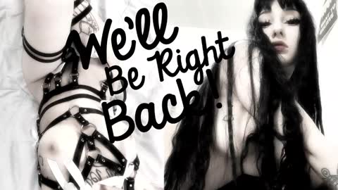 Snapshot of crystalsomnia chatting on 01/12/26, 12:27 Sasha Make me moan with patterns good music here online show from 01/12/26, 12:27