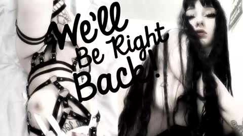 Snapshot of crystalsomnia chatting on 02/07/26, 11:25 Sasha Make me moan with patterns good music here online show from 02/07/26, 11:25