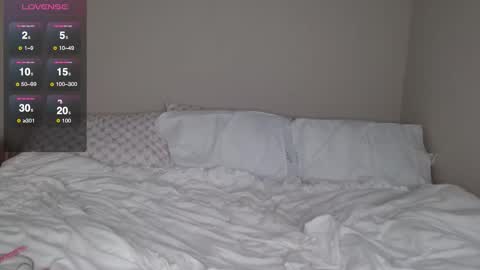 Snapshot of crystalstarlet chatting on 11/07/25, 02:00 Nikki online show from 11/07/25, 02:00