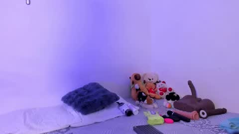 Soy Crystal online show from 10/11/25, 12:04