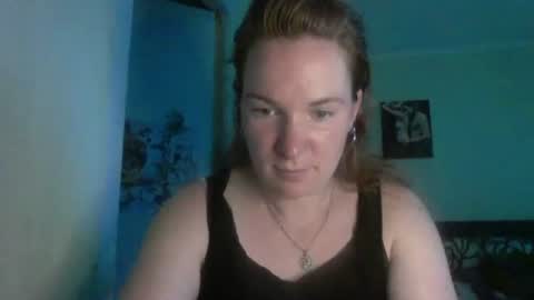 Snapshot of crystalvelvet chatting on 06/17/26, 03:24 crystalvelvet online show from 06/17/26, 03:24