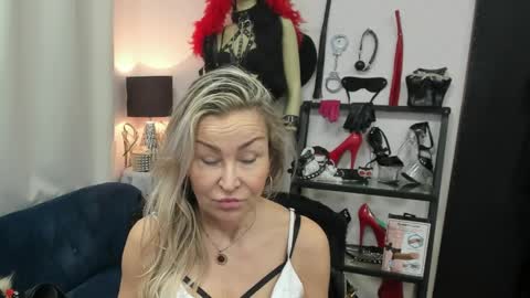 CrystalHotty online show from 04/07/26, 04:46