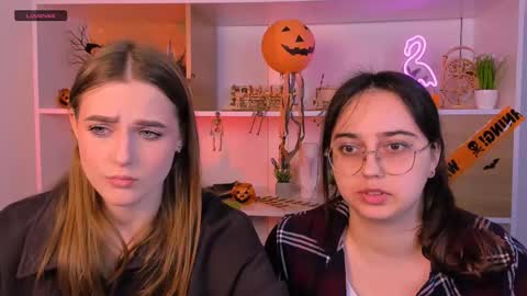 Snapshot of crysten878 chatting on 11/03/25, 12:17 crysten878 online show from 11/03/25, 12:17