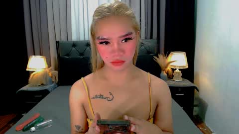 bea takashi  online show from 04/05/26, 09:28