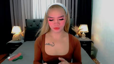 bea takashi  online show from 04/07/26, 09:21