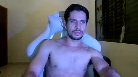 Snapshot of cshundderlick chatting on 02/18/26, 05:03 cshunderlick online show from 02/18/26, 05:03