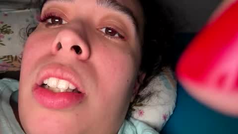 Snapshot of cubanwetdreamdoll chatting on 02/24/26, 05:49 Thick Cuban Laz online show from 02/24/26, 05:49