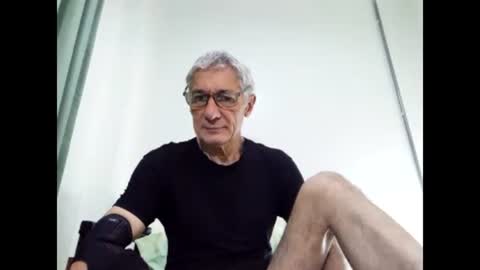 BIG UNCUT HARD COCK online show from 02/18/25, 02:05