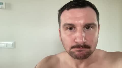 Snapshot of cuckold_slave2 chatting on 11/21/25, 01:32 cuckold_slave2 online show from 11/21/25, 01:32