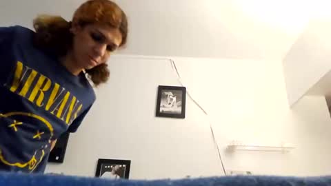 cuddleavenue online show from 09/22/25, 12:12