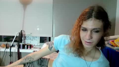 cuddleavenue online show from 10/15/25, 01:50