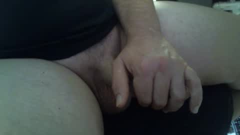 Snapshot of cuddlebeardeluxe chatting on 12/18/25, 06:25 cuddlebeardeluxe online show from 12/18/25, 06:25