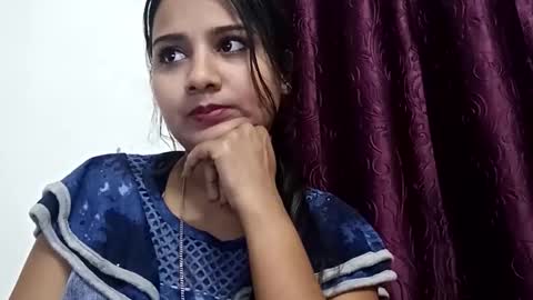 Snapshot of cuddlemuffins_3110 chatting on 12/16/25, 01:27 cuddlemuffins online show from 12/16/25, 01:27