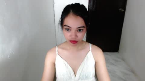 cuddlepunk_bubble online show from 05/10/26, 08:36