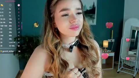 Silvia online show from 04/06/26, 07:09