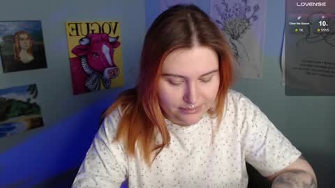 Snapshot of cuddlieschris chatting on 02/08/25, 11:44 Chris online show from 02/08/25, 11:44