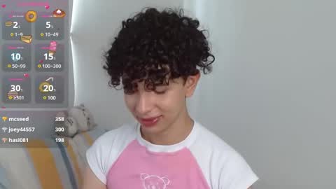 Cuddly online show from 12/26/24, 08:32