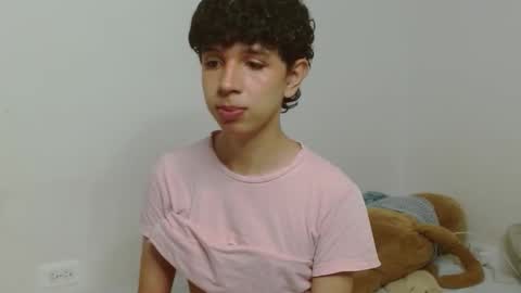 Cuddly online show from 02/04/26, 10:54