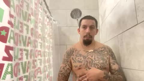 cuete2100 online show from 12/04/25, 10:18