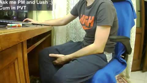 Leo online show from 10/31/25, 04:41