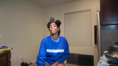 cum2charmxx online show from 11/24/25, 03:39