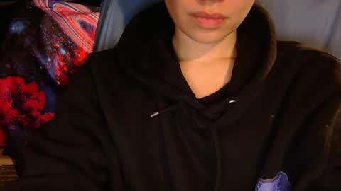 Angela online show from 10/29/25, 01:35