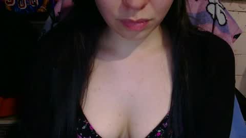 Angela online show from 04/23/26, 04:09