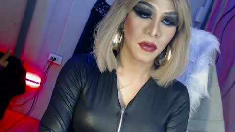 CUMMELA SLUTI online show from 06/13/26, 09:29